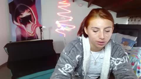 Kloe deker online show from December 2024 01:43:01 PM