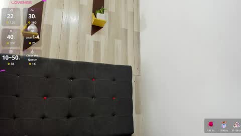 Kloeh online show from November 2025 07:47:01 PM