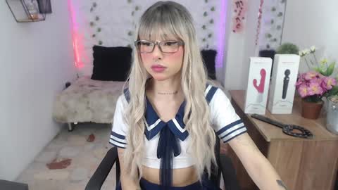 kloe online show from December 2024 12:00:02 AM