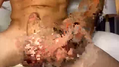 Snapshot of knewport80108 chatting on October 2025 07:53:02 AM knewport80108 online show from October 2025 07:53:02 AM