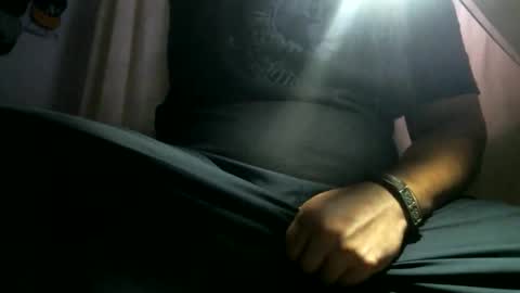 Snapshot of knickfranco chatting on April 2026 07:41:01 AM knickfranco online show from April 2026 07:41:01 AM