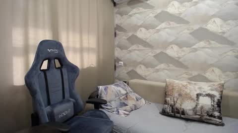 Carter.  online show from October 2025 06:46:01 AM