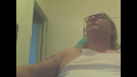 knobout online show from February 2025 03:58:01 AM