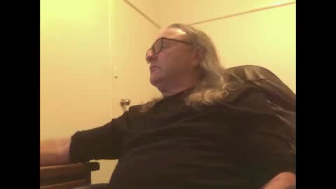 knobout online show from May 2026 02:57:02 PM