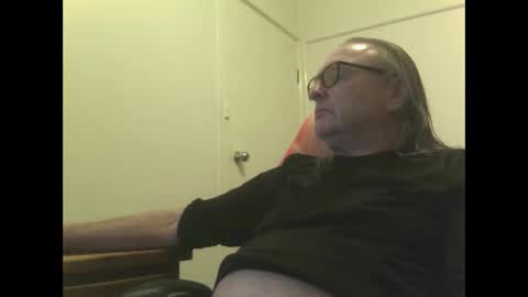 knobout online show from May 2026 08:22:01 AM