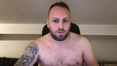 hugo online show from October 2025 11:00:02 PM