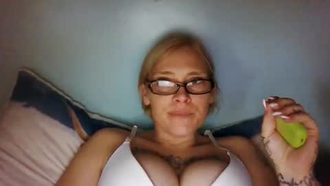 kochamciemichelle online show from March 2026 06:00:01 PM