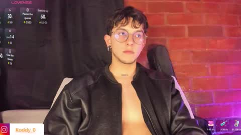 Snapshot of koddy_0 chatting on October 2025 01:18:01 AM Koddy Independent model online show from October 2025 01:18:01 AM