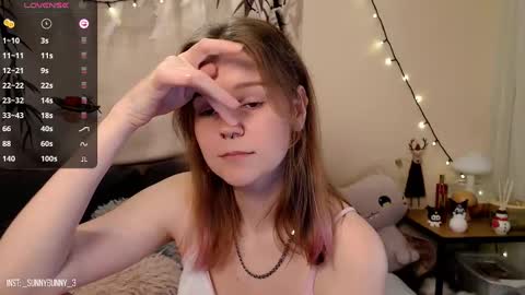 Snapshot of komorebbi chatting on January 2025 11:22:01 PM Marta online show from January 2025 11:22:01 PM