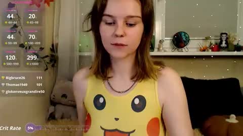 Snapshot of komorebbi chatting on November 2025 09:25:02 PM Marta online show from November 2025 09:25:02 PM