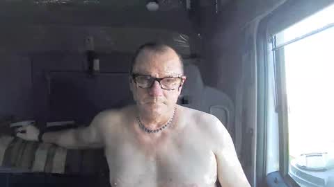 Snapshot of komputer123456789 chatting on March 2025 11:37:02 AM Bogdan online show from March 2025 11:37:02 AM