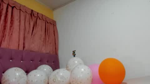 konie Diaz online show from November 2025 10:15:02 PM