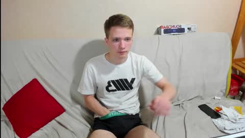 Snapshot of konnor_deviant chatting on December 2025 10:47:02 PM konnor_deviant online show from December 2025 10:47:02 PM