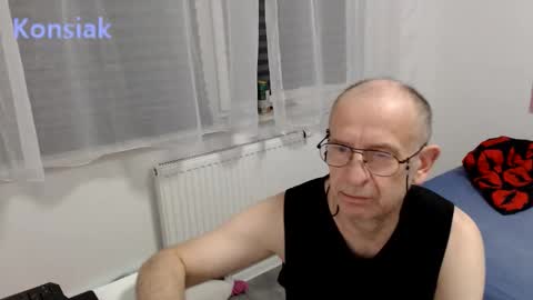 Komsiak online show from February 2026 04:11:02 PM