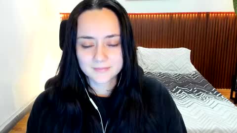 Kora Shadow online show from December 2025 09:20:01 PM