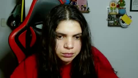 Snapshot of koranikky08 chatting on December 2024 01:25:01 AM Karoll online show from December 2024 01:25:01 AM
