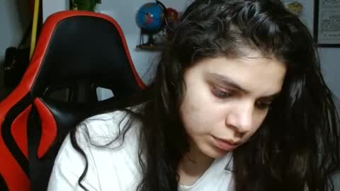 Snapshot of koranikky08 chatting on December 2024 12:53:02 AM Karoll online show from December 2024 12:53:02 AM