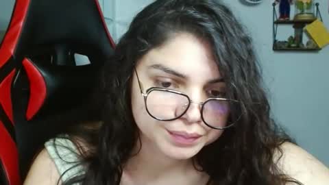 Snapshot of koranikky08 chatting on January 2025 04:01:01 AM Karoll online show from January 2025 04:01:01 AM