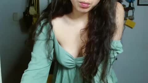 Snapshot of koranikky08 chatting on January 2025 03:33:02 AM Karoll online show from January 2025 03:33:02 AM