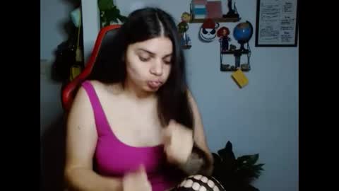 Snapshot of koranikky08 chatting on March 2025 01:05:01 AM Karoll online show from March 2025 01:05:01 AM
