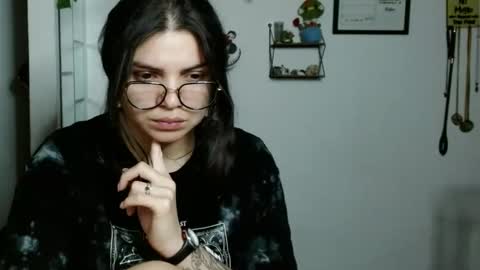 Snapshot of koranikky08 chatting on September 2025 02:11:02 AM Karoll online show from September 2025 02:11:02 AM