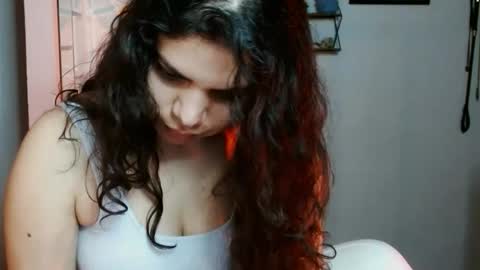 Snapshot of koranikky08 chatting on October 2025 01:50:01 AM Karoll online show from October 2025 01:50:01 AM
