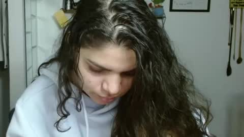 Snapshot of koranikky08 chatting on October 2025 02:12:02 AM Karoll online show from October 2025 02:12:02 AM
