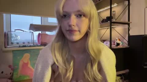 Snapshot of kortneyhiedeman chatting on June 2026 06:28:02 PM Ariela online show from June 2026 06:28:02 PM