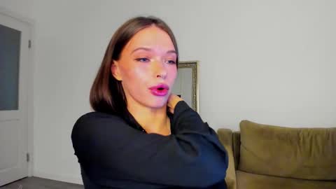 kossie_ online show from November 2025 09:58:01 PM