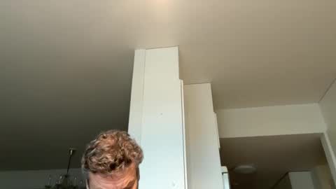 kovapoika online show from March 2026 12:11:01 PM