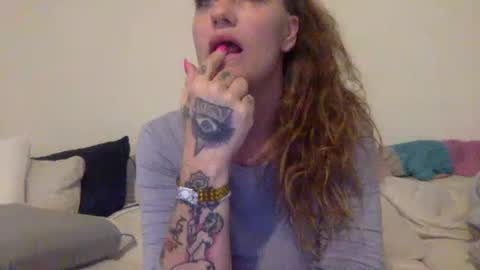 koyoteej online show from January 2025 10:39:01 PM