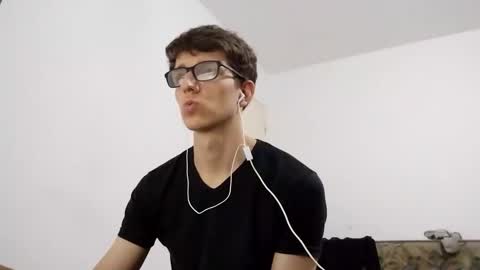 Snapshot of kpo10 chatting on December 2024 10:50:02 AM Facu online show from December 2024 10:50:02 AM