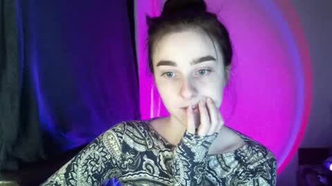 Kris online show from November 2025 12:31:02 PM