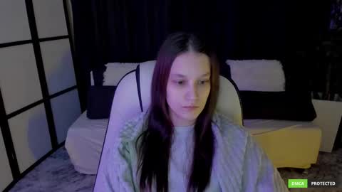 krisdoeil online show from December 2025 02:38:01 AM