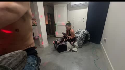 Snapshot of krisnona chatting on December 2024 06:47:01 AM krisnona online show from December 2024 06:47:01 AM