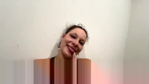 Snapshot of krisnona chatting on December 2024 08:22:02 AM krisnona online show from December 2024 08:22:02 AM