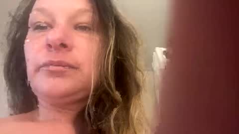 Snapshot of krisnona chatting on January 2025 09:50:02 PM krisnona online show from January 2025 09:50:02 PM