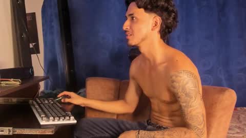 Snapshot of kriss_edwards chatting on October 2025 12:55:02 AM Kriss online show from October 2025 12:55:02 AM