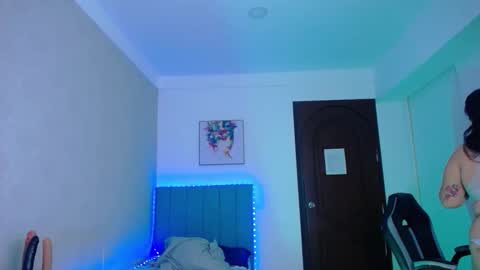 kriss_sweetboobs online show from February 2026 10:29:02 AM