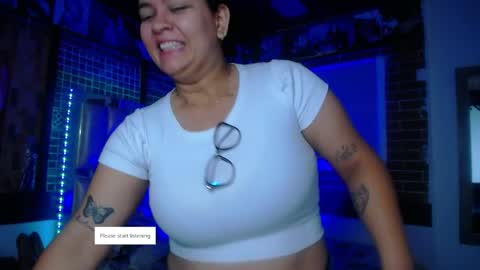 kriss_sweetboobs online show from April 2026 12:45:02 PM