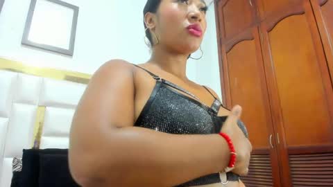 Snapshot of krissbrown_1 chatting on May 2026 01:30:02 PM KRISSBROWN 1 online show from May 2026 01:30:02 PM