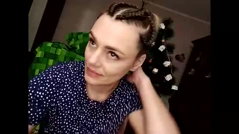 Snapshot of krisssexi chatting on December 2024 12:41:01 AM KrissSexi online show from December 2024 12:41:01 AM