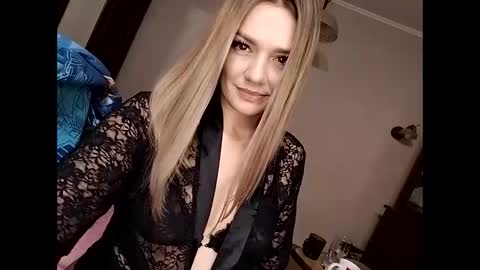 Snapshot of krisssexi chatting on January 2025 05:56:02 PM KrissSexi online show from January 2025 05:56:02 PM