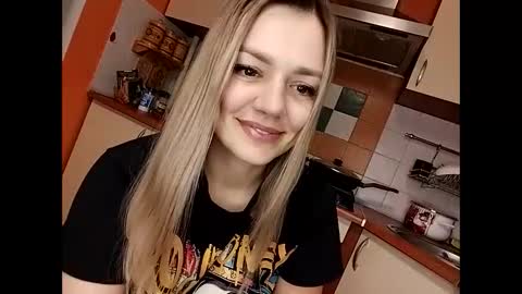 Snapshot of krisssexi chatting on February 2025 12:28:01 AM KrissSexi online show from February 2025 12:28:01 AM