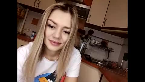 Snapshot of krisssexi chatting on February 2025 12:41:01 AM KrissSexi online show from February 2025 12:41:01 AM