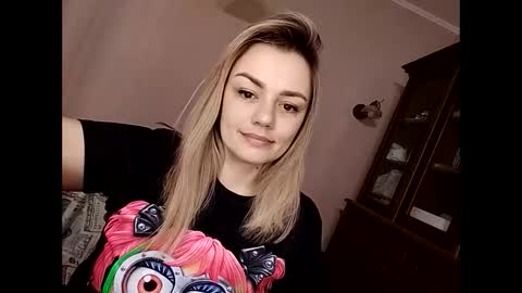 Snapshot of krisssexi chatting on March 2025 09:51:01 AM KrissSexi online show from March 2025 09:51:01 AM