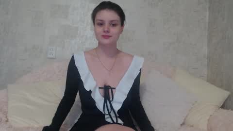 Snapshot of krissvoss chatting on November 2025 12:17:01 PM krissvoss online show from November 2025 12:17:01 PM