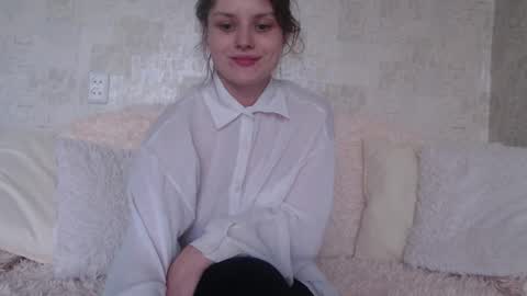 Snapshot of krissvoss chatting on April 2026 03:33:02 PM krissvoss online show from April 2026 03:33:02 PM