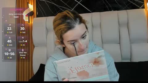 kristal online show from November 2025 01:31:01 PM