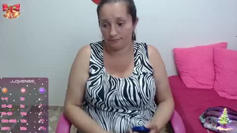 Snapshot of kristaljonnes_ chatting on December 2024 02:22:02 PM Cristina online show from December 2024 02:22:02 PM